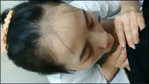 Bạn gái quảng nam lén lút liếm liếm cho ghệ trong phòng tắm